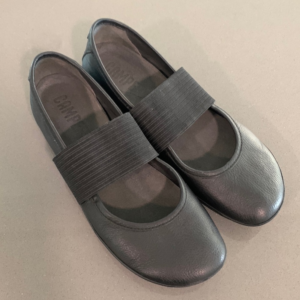 Camper Right Nina 21595 ballerina type flats